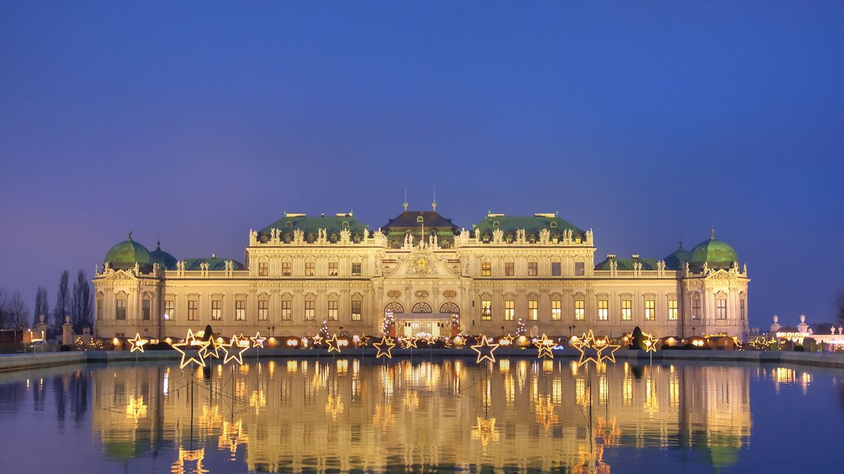 Christkindlmarkt beim Schloss Belvedere (Wien)