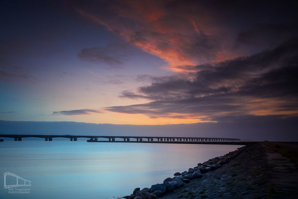 Die Brücke über den großen Belt. Von Nyborg aus aufgenommen.