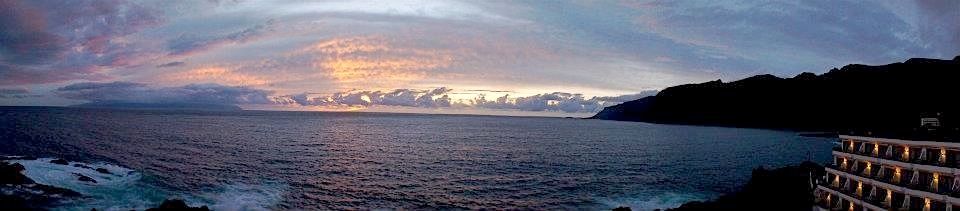 sunset over the cliffs in las gigiantas